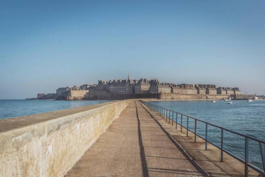 Olivia - Charmant Appartement St-Malo Intra-Muros 생말로 외부 사진